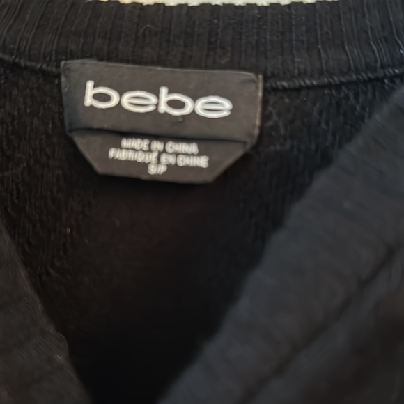 Black Bebe Ruffled Cold Shoulder Sweater Size Small - Picture 4 of 7